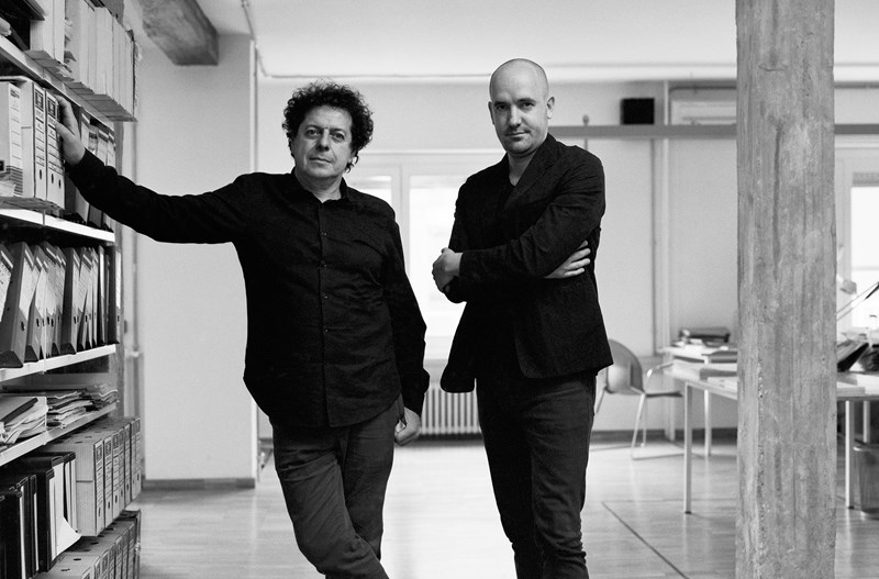 Juan Herreros and Jens Richter, estudio Herreros. Photo © Pablo G. Tribello