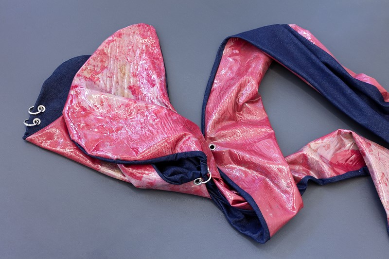 Sandra Mujinga, Shawl (Elephant Ears), 2017. Courtesy of the artist.